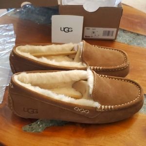 NEW⚡️UGG® Ansley Water-Resistant Suede Moccasin Slippers NEW⚡